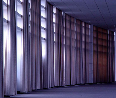 濟南某高校會演大廳 布簾工程